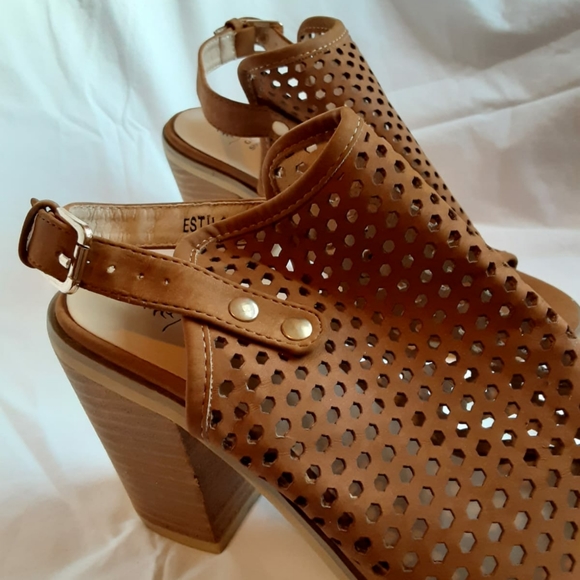 G.C shoes size 8.5 - Picture 5 of 5